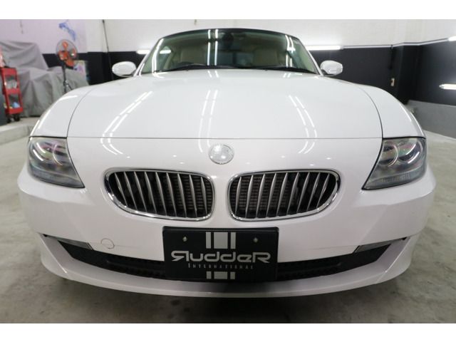 BMW Z4 coupe