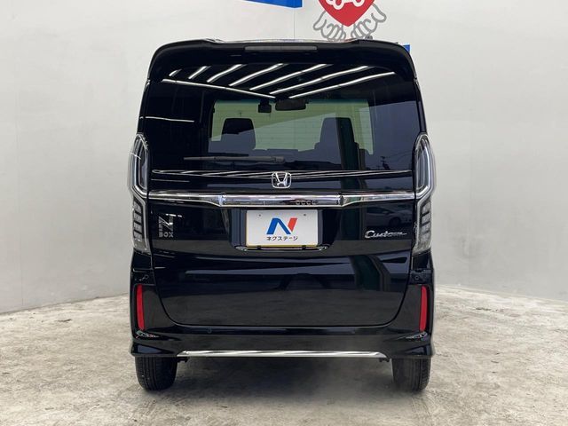 N-BOX CUSTOM