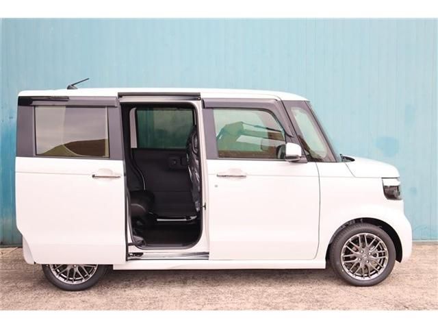 N-BOX CUSTOM