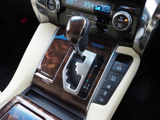 VELLFIRE  HYBRID 4WD