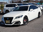 CROWN sedan hybrid