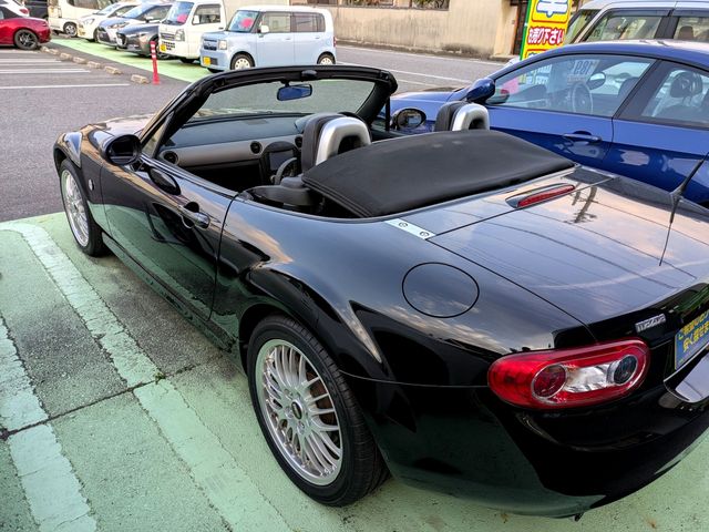 ROADSTER