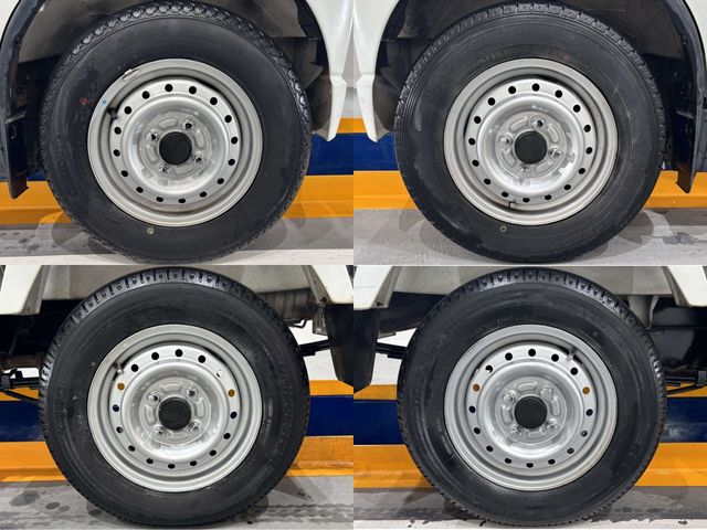 CARRY truck 4WD