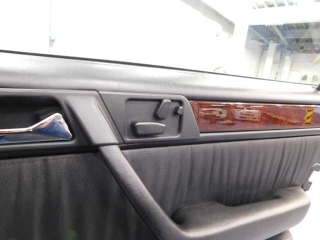 MERCEDES BENZ E class stationwagon