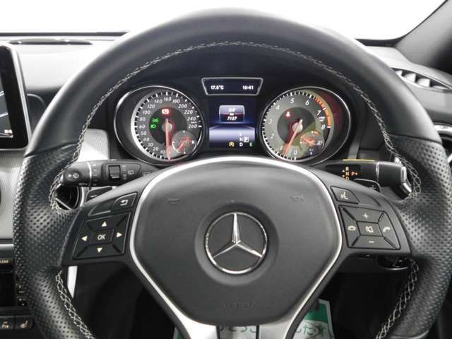 MERCEDES BENZ GLA class