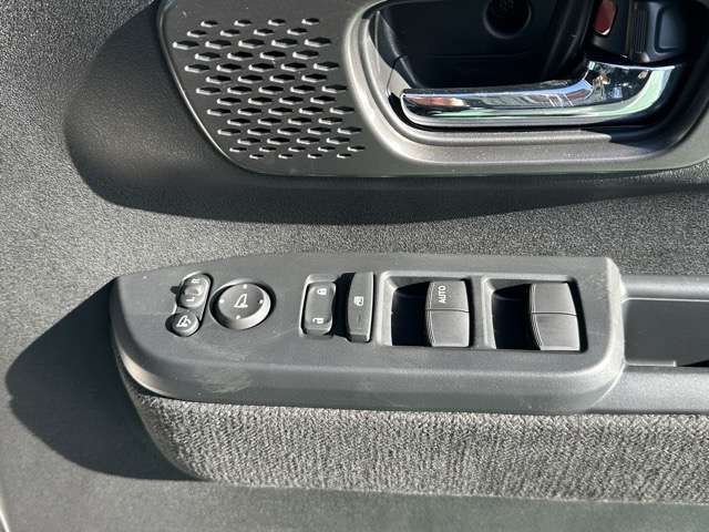 N-BOX CUSTOM