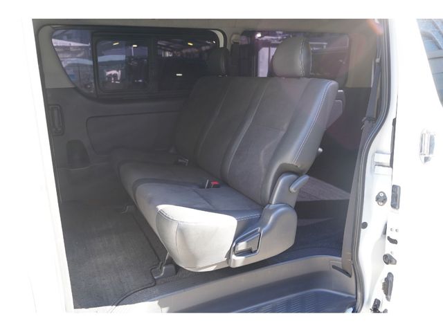 HIACE van 2WD