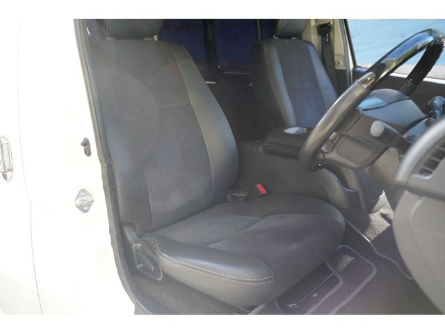 HIACE van 2WD