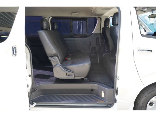 HIACE van 2WD