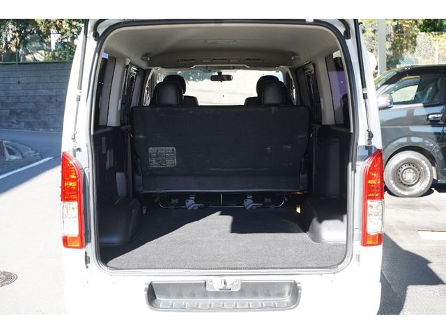 HIACE van 2WD