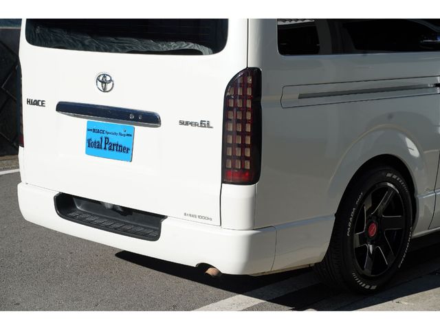 HIACE van 2WD