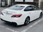 CROWN sedan hybrid