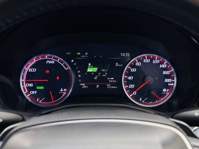 CROWN sedan hybrid