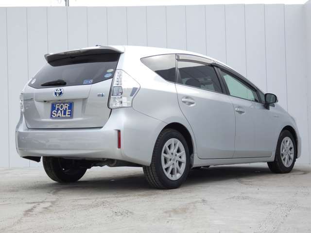 PRIUS Alpha