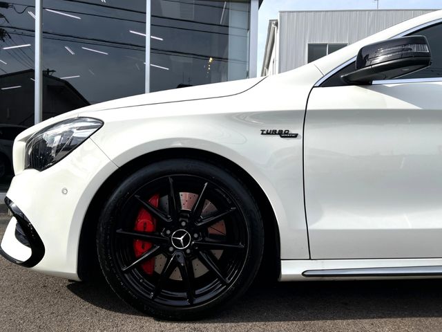 MERCEDES AMG CLA Shooting Brake