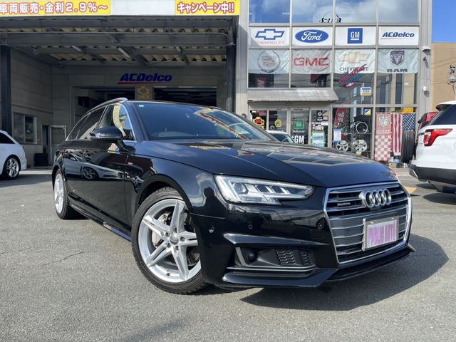 AUDI A4 AVANT
