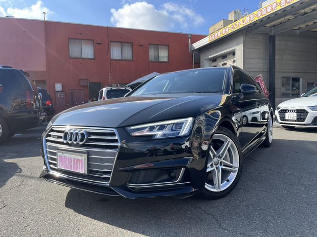 AUDI A4 AVANT