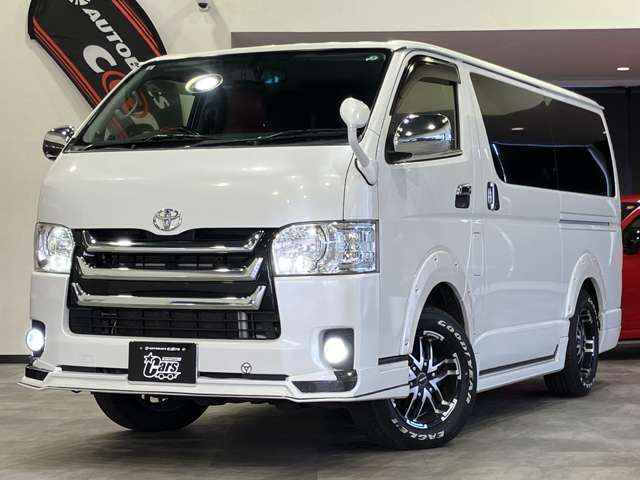 REGIUSACE van 4WD