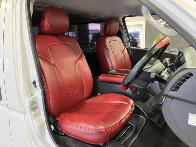 REGIUSACE van 4WD