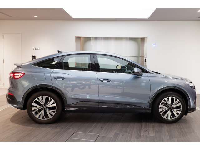 AUDI Q4 e-tron SPORTBACK