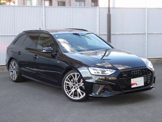 AUDI A4 AVANT