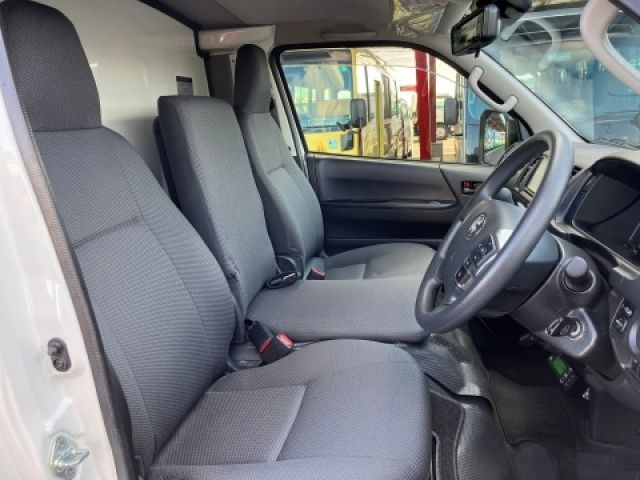 HIACE van 2WD