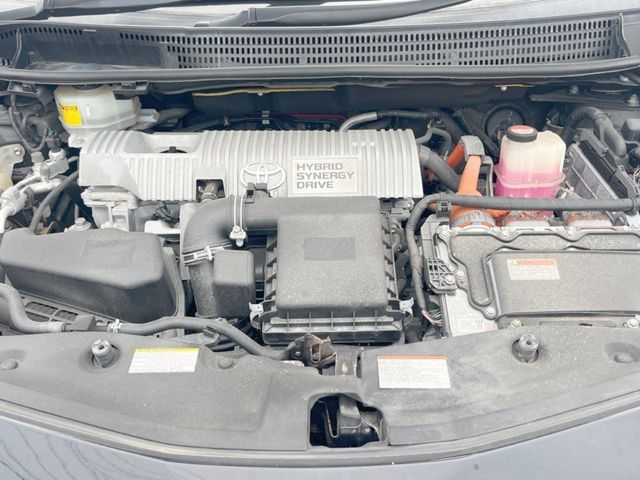PRIUS Alpha