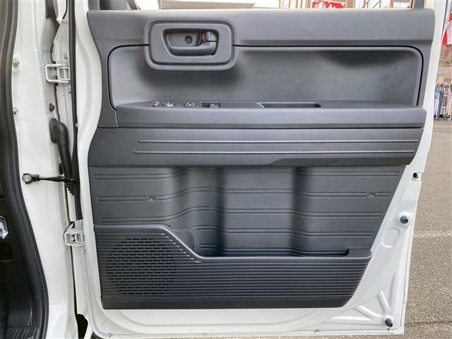N-VAN