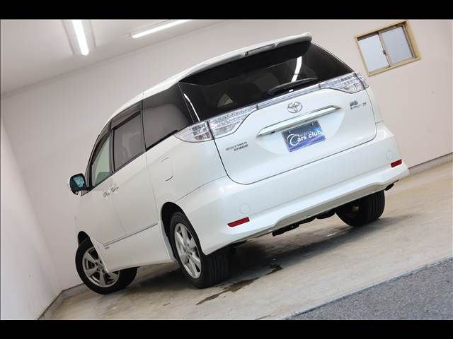 ESTIMA HYBRID 4WD