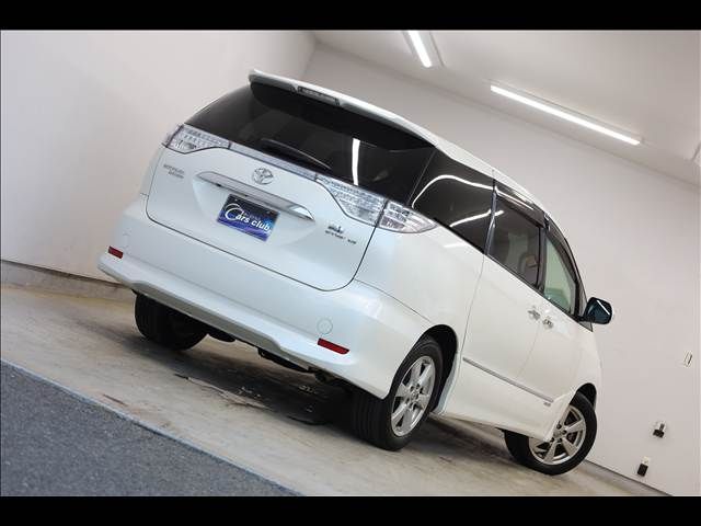 ESTIMA HYBRID 4WD