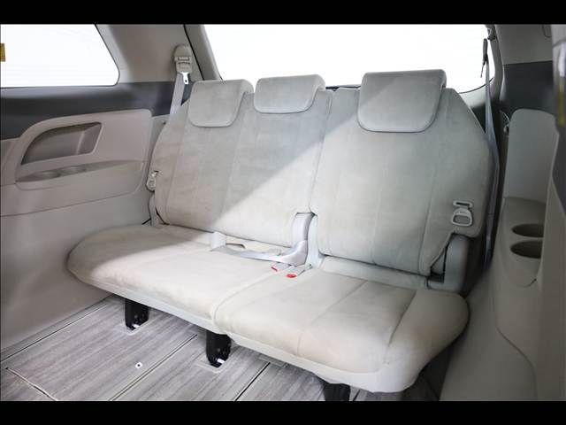 ESTIMA HYBRID 4WD