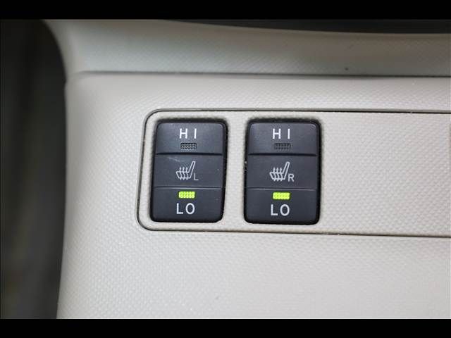 ESTIMA HYBRID 4WD