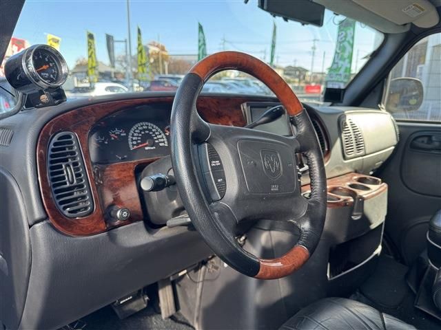 DODGE RAM
