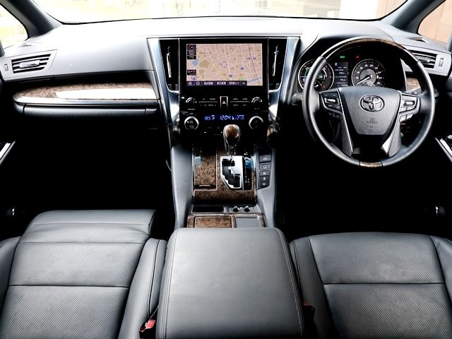ALPHARD hybrid 4WD