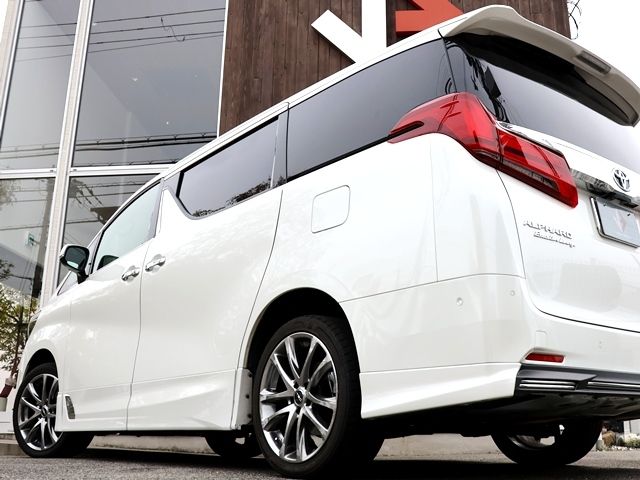 ALPHARD hybrid 4WD