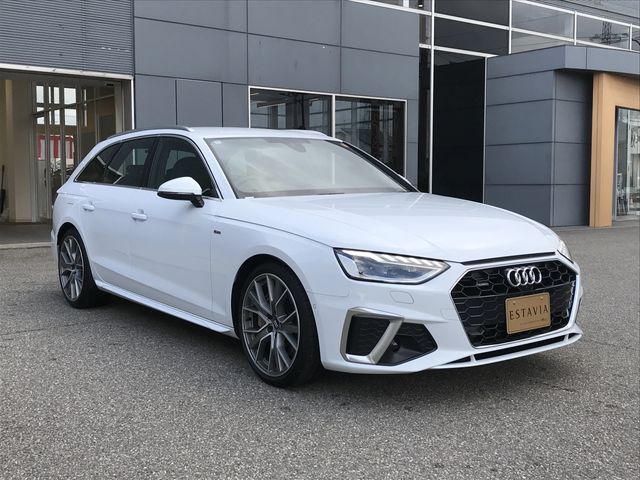 AUDI A4 AVANT