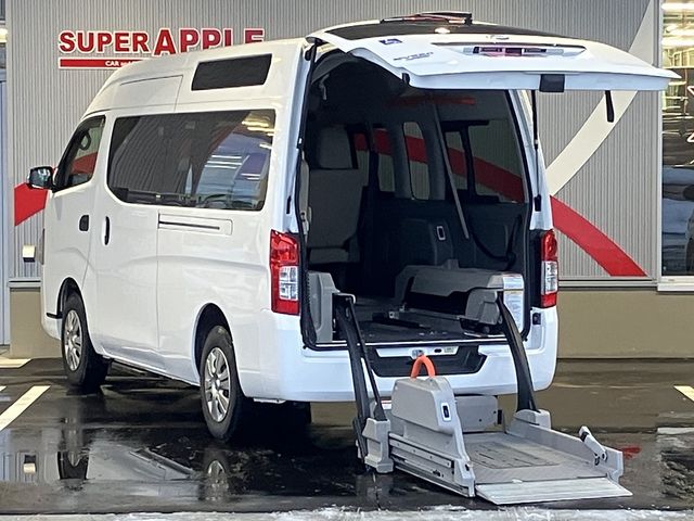 NV350 CARAVAN 4WD