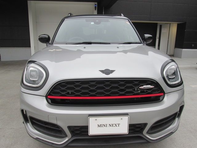 MINI CROSSOVER