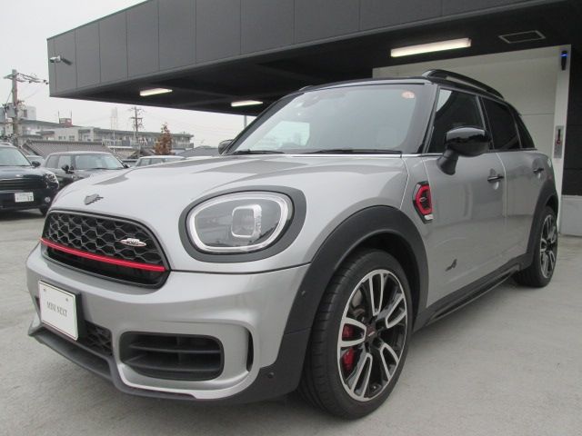 MINI CROSSOVER