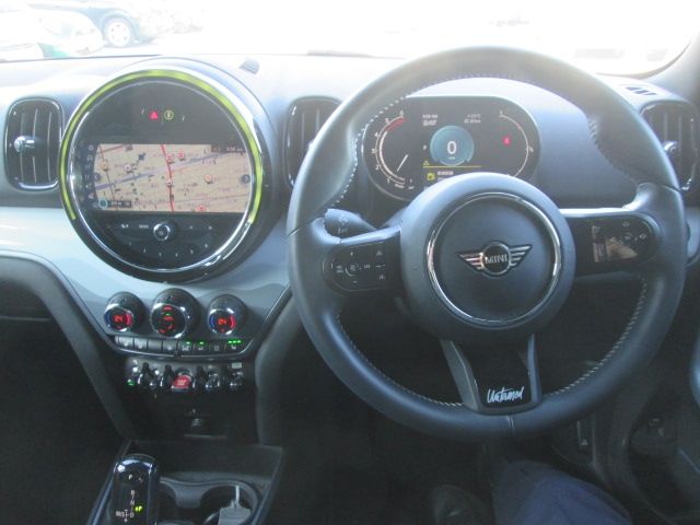 MINI COOPER D CROSSOVER