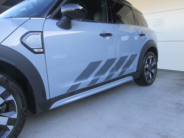 MINI COOPER D CROSSOVER