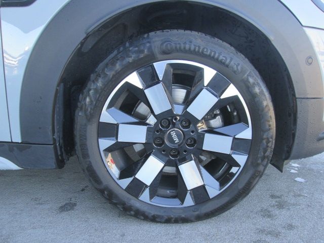 MINI COOPER D CROSSOVER