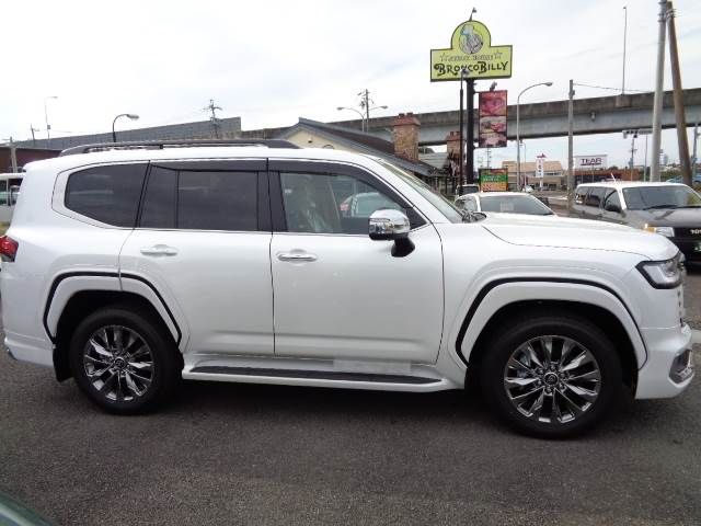 LANDCRUISER wagon