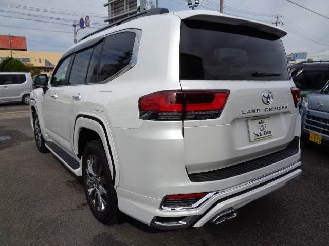 LANDCRUISER wagon