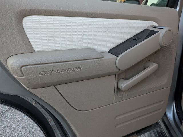 FORD EXPLORER