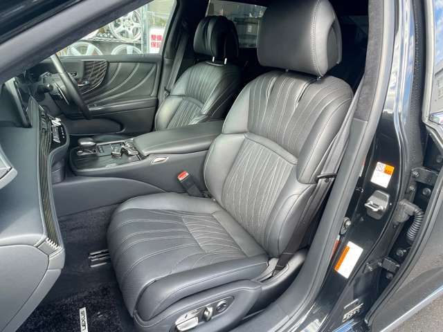 LEXUS LS500h 4WD