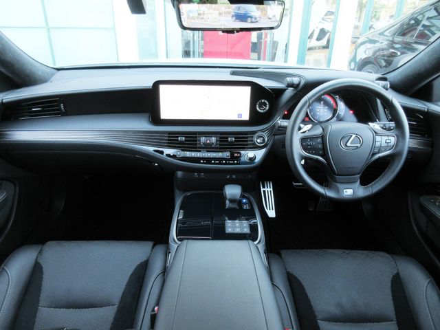 LEXUS LS500