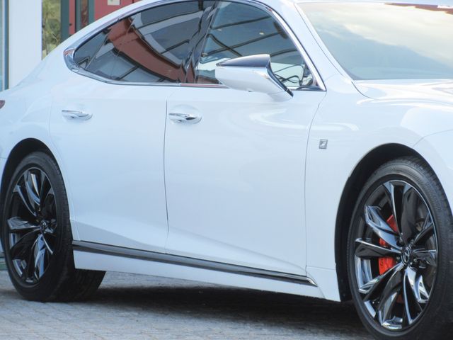LEXUS LS500