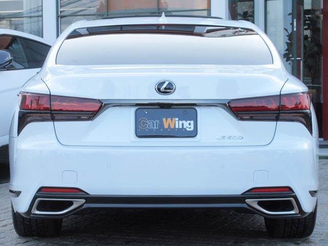 LEXUS LS500