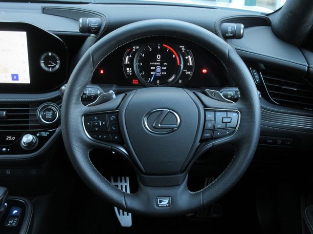 LEXUS LS500